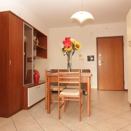 La Luna Aparthotel *